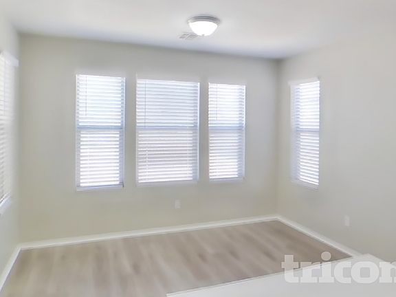 4th image of 2626 W Spencer Run
