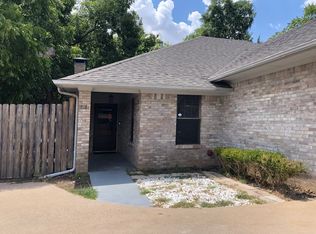 1818 Archer Dr #B, Sherman, TX 75092