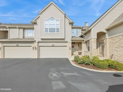 6262 Edgebrook Ln E, Indian Head Park, IL, 60525