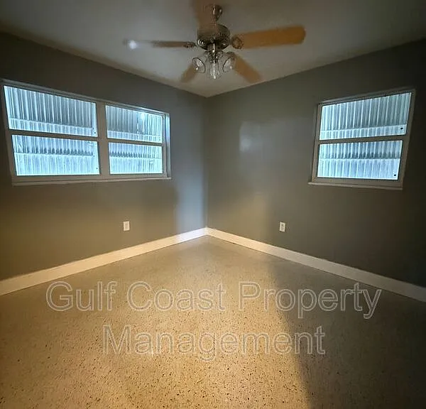 27257 San Marino Dr — Photo 23