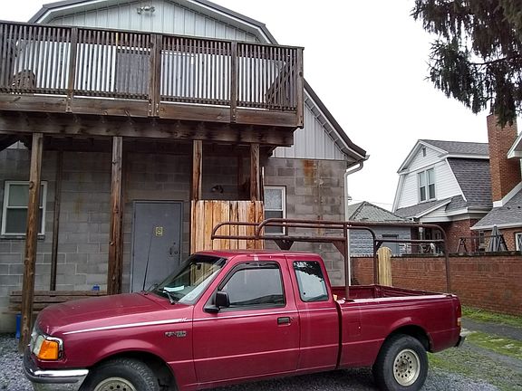 3rd image of 606 Ann Pl