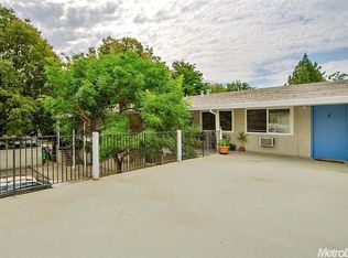 Live Near It All Charming 2br Apartment With Balcony & Covered Parking Move In Promo!, Davis, CA 95616