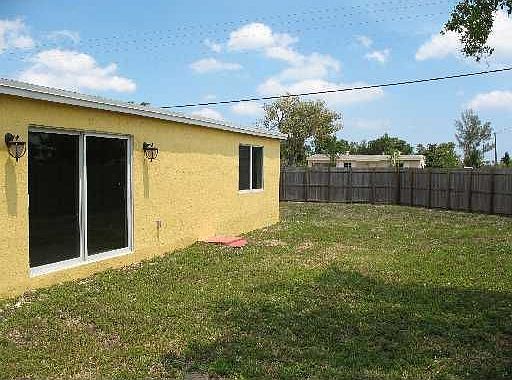 2nd image of 1501 NW 11th St