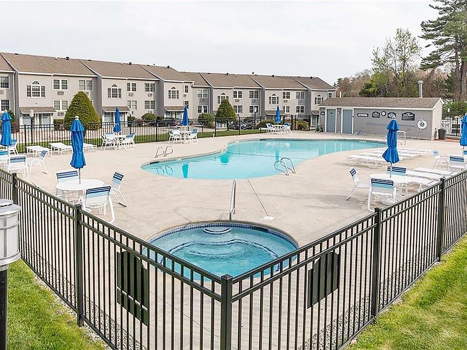 1st image of 1801 Post Road #169
