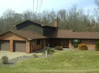 1022 Wren Dr, Mc Kees Rocks, PA 15136