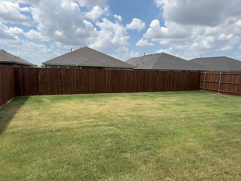 2244 Dyre Dr — Photo 22