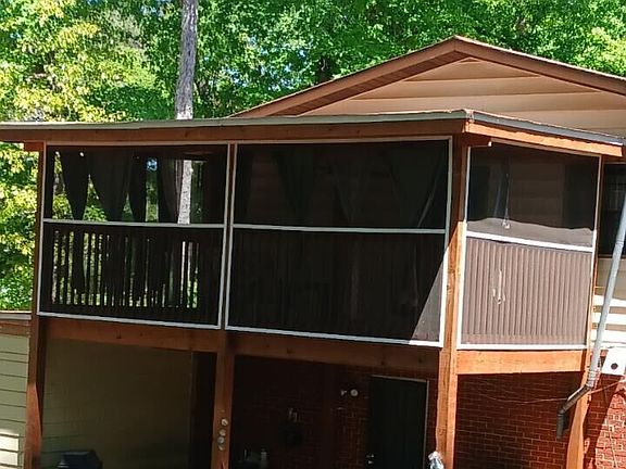 4th image of 2837 Pebble Dr