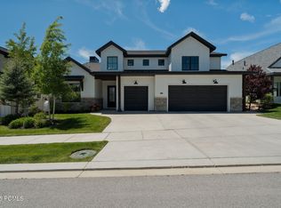 517 N Farm Hill Ln, Midway, UT 84049