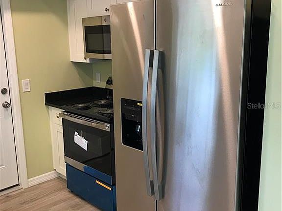 5th image of 15145 SW 38th Ave