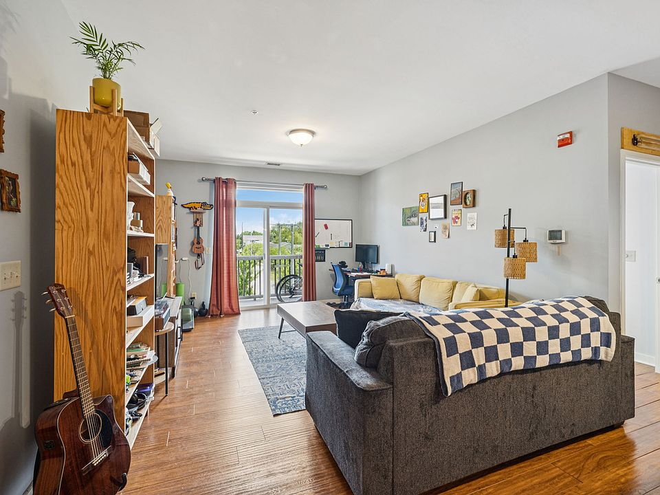 1st image of 863 Flynn St APT 302