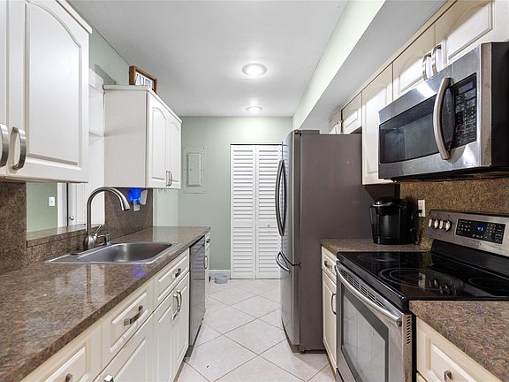 2nd image of 7904 NW 75th Avenue
