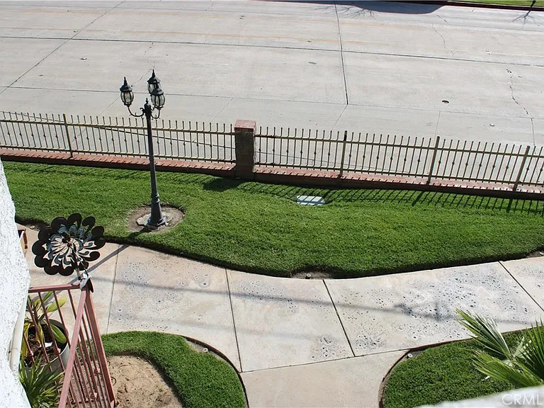 260 E Beverly Blvd #C — Photo 20