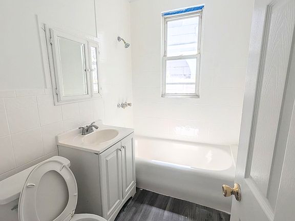 5th image of 168 Schuyler Ave Floor 2