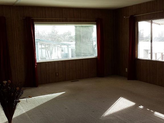 5th image of 1630 Tulip Cir