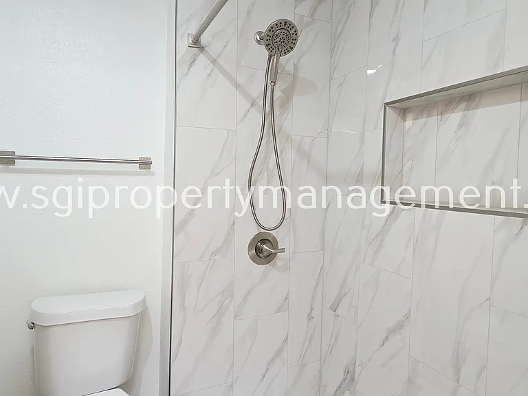 2408 Centaurus Dr — Photo 14