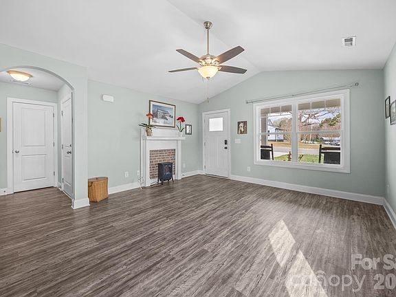 2nd image of 116 Gold Hill Ave