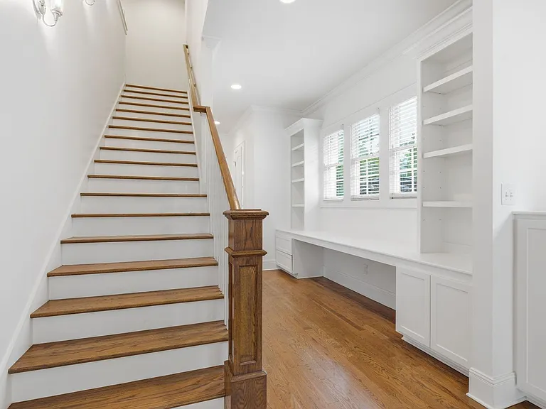 404 Woodmont Hall Pl — Photo 21
