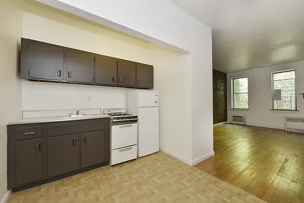 Rented by BSRG Realty | media 13