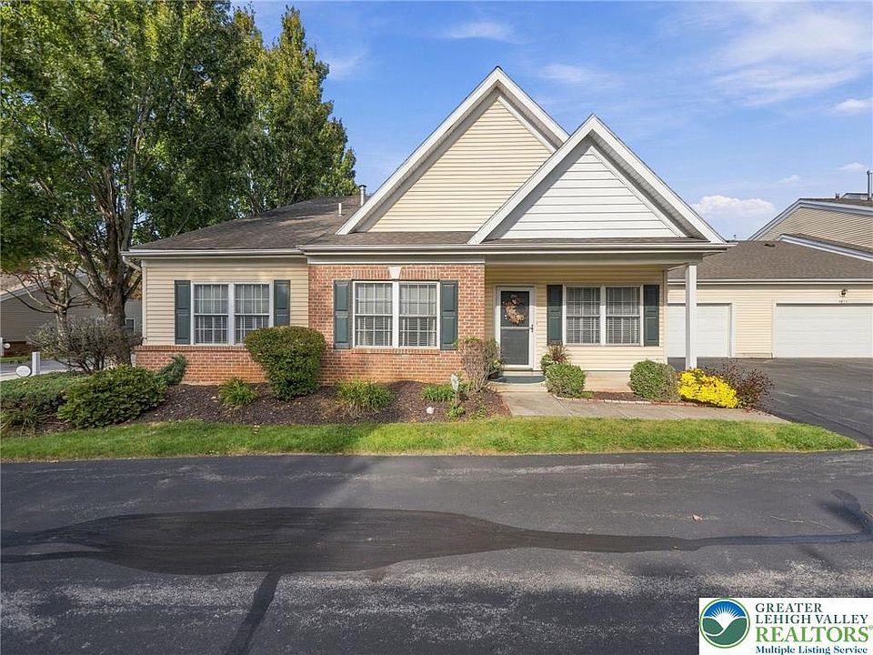 1st image of 4851 Derby Ln