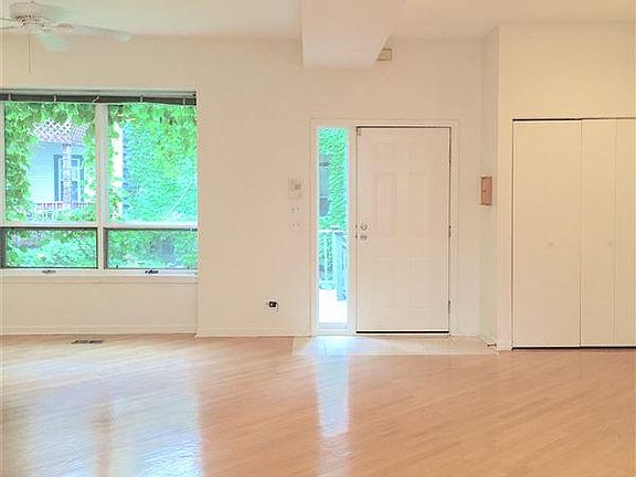 open concept main-floor with kitchen/living/dining space