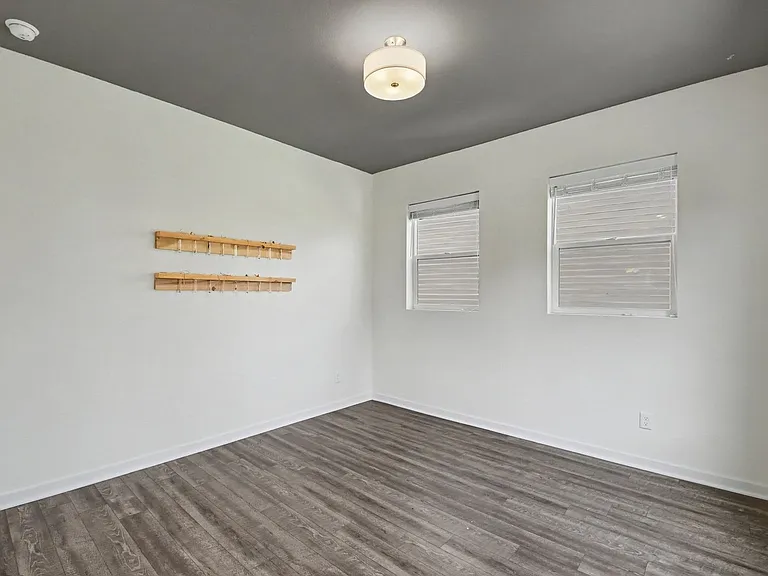 5260 2nd Ave — Photo 11