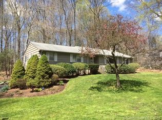386 Wildwood Dr, Orange, CT 06477