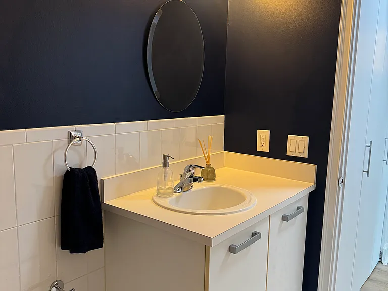 471 NE 25th St #504 — Photo 5