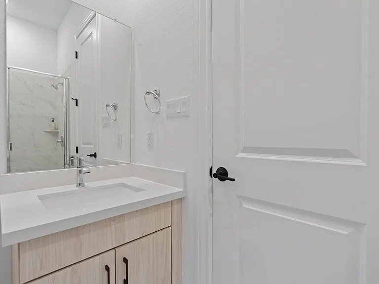 309 Pear Tree Ln — Photo 34