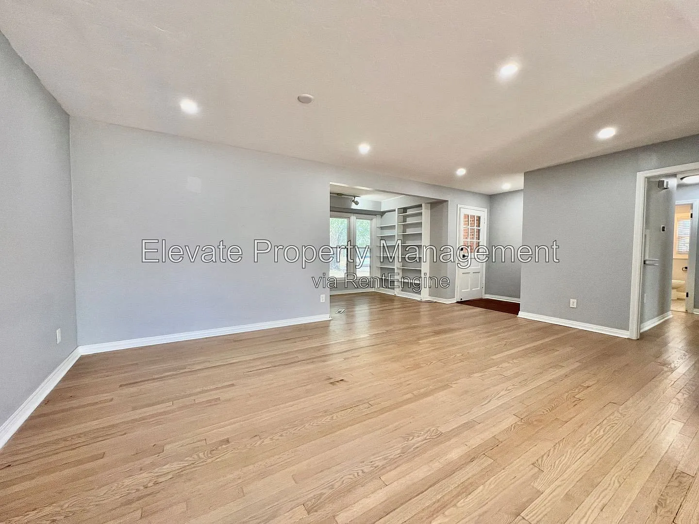 4 bed, 2.5 bath, 1990 sqft, $2,295 — Photo 4