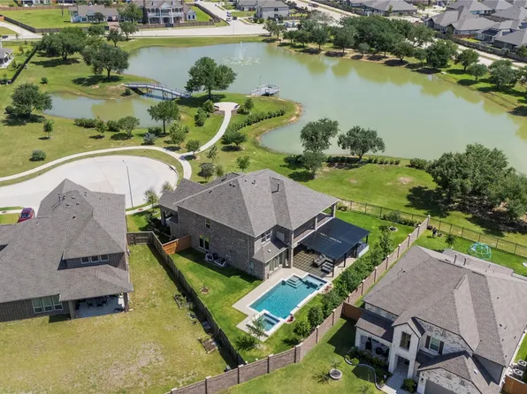 21203 Brook Tide Ln, Cypress, TX 77433