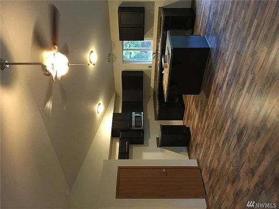 4th image of 4119 341st St E