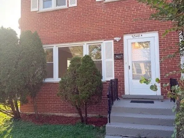 9348 Noel Ave APT A, Des Plaines, IL 60016