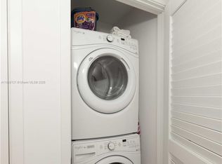 68 SE 6th St #1611, Miami, FL 33130