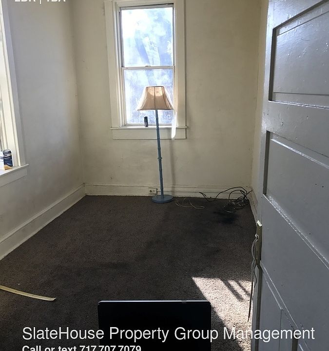 2nd image of 444 E King St APT 3