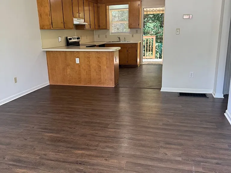 2077 N Whisnant Ave — Photo 14