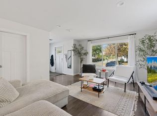 2084 Reaney Ave E, Saint Paul, MN 55119