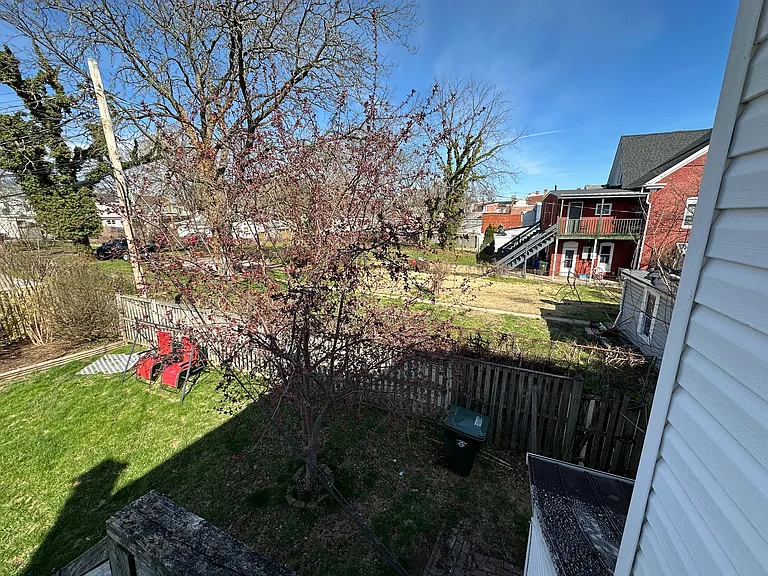 744 W Washington St — Photo 5