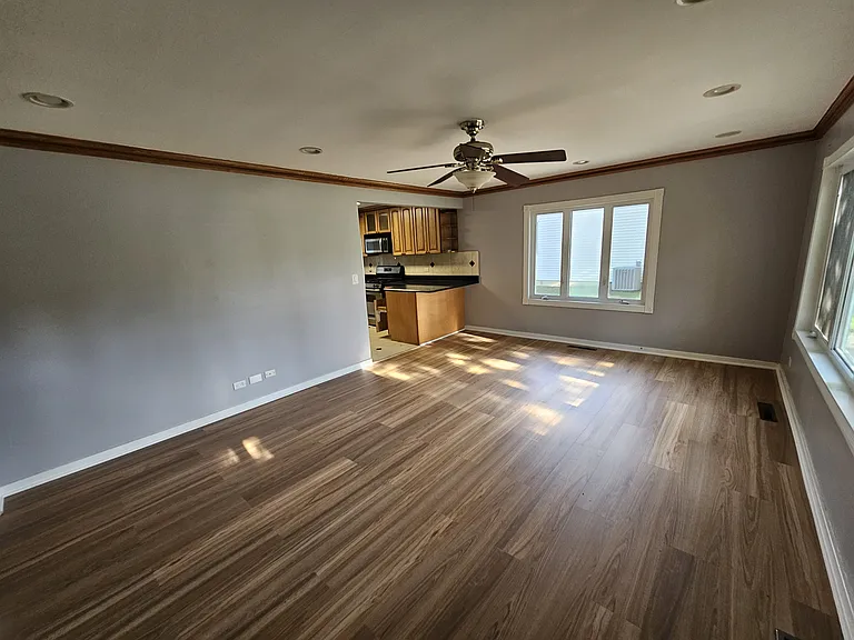 213 S Lake St #1 — Photo 13