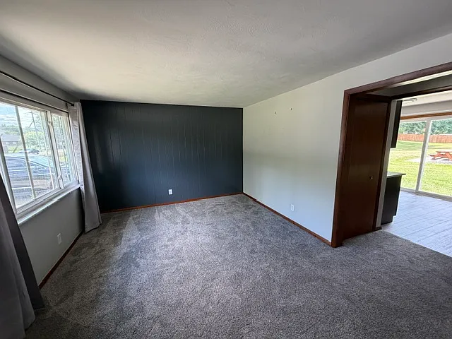 138 N Gamble St #2 — Photo 3