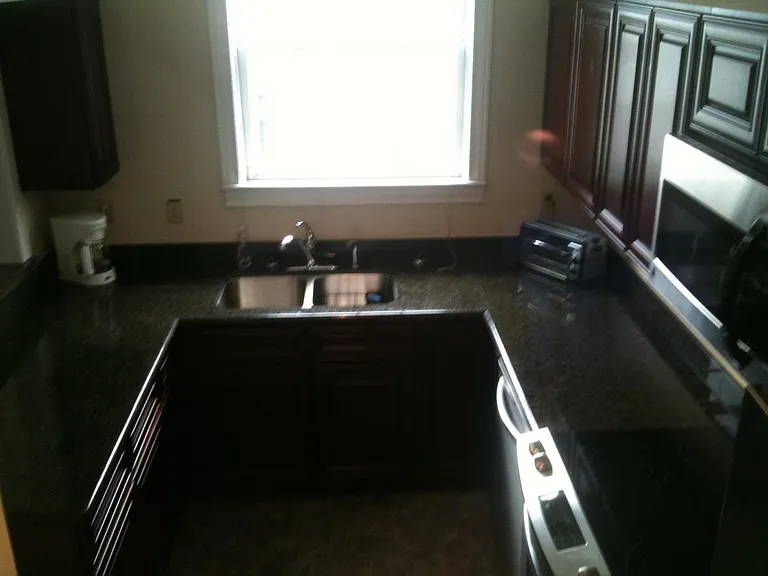 323 Morgan St #FURNISHED — Photo 9
