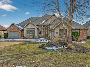 3260 W Rivulet Pass, Springfield, MO 65810