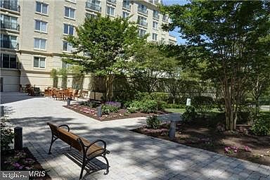 4th image of 5 Park Pl APT 617
