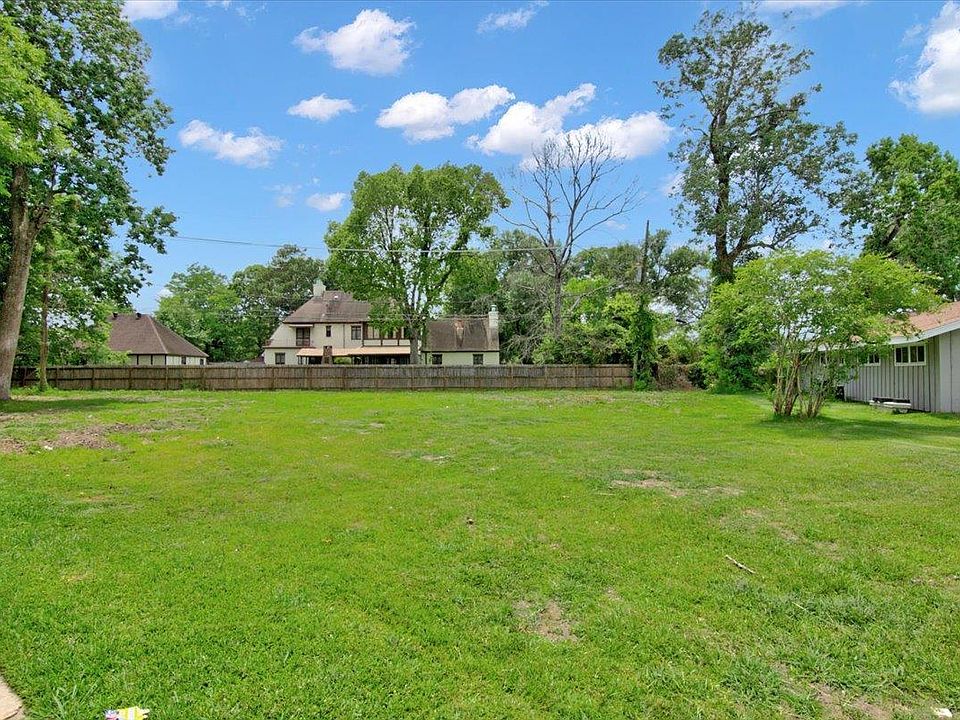 1st image of 510 Devon Dr