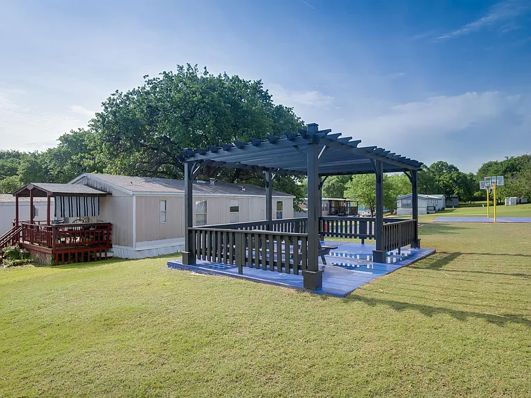 Oak Ridge Estates — Photo 3