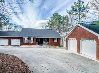413 E River Bend Dr, Eatonton, GA 31024