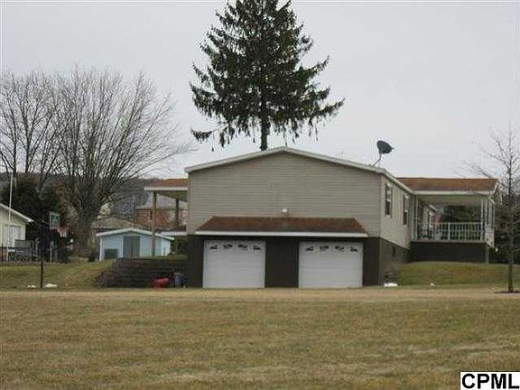 3rd image of 22 Snyder Ave