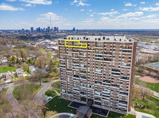 1000 Urlin Ave APT 2222, Grandview, OH 43212