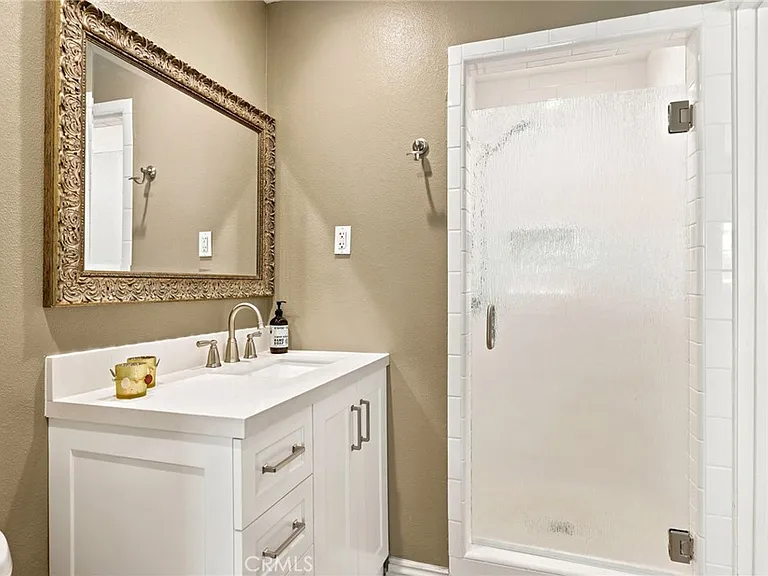 2726 E Riding Way — Photo 34