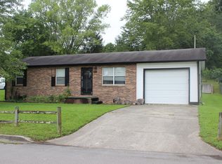 257 Troxel Dr, Oneida, TN 37841
