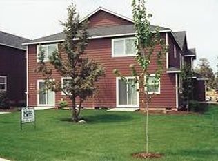 1821 SW Reindeer Ave, Redmond, OR 97756